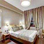 Hotel Opera Maintenon 2*