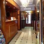 Opera Maintenon Hotel 2*