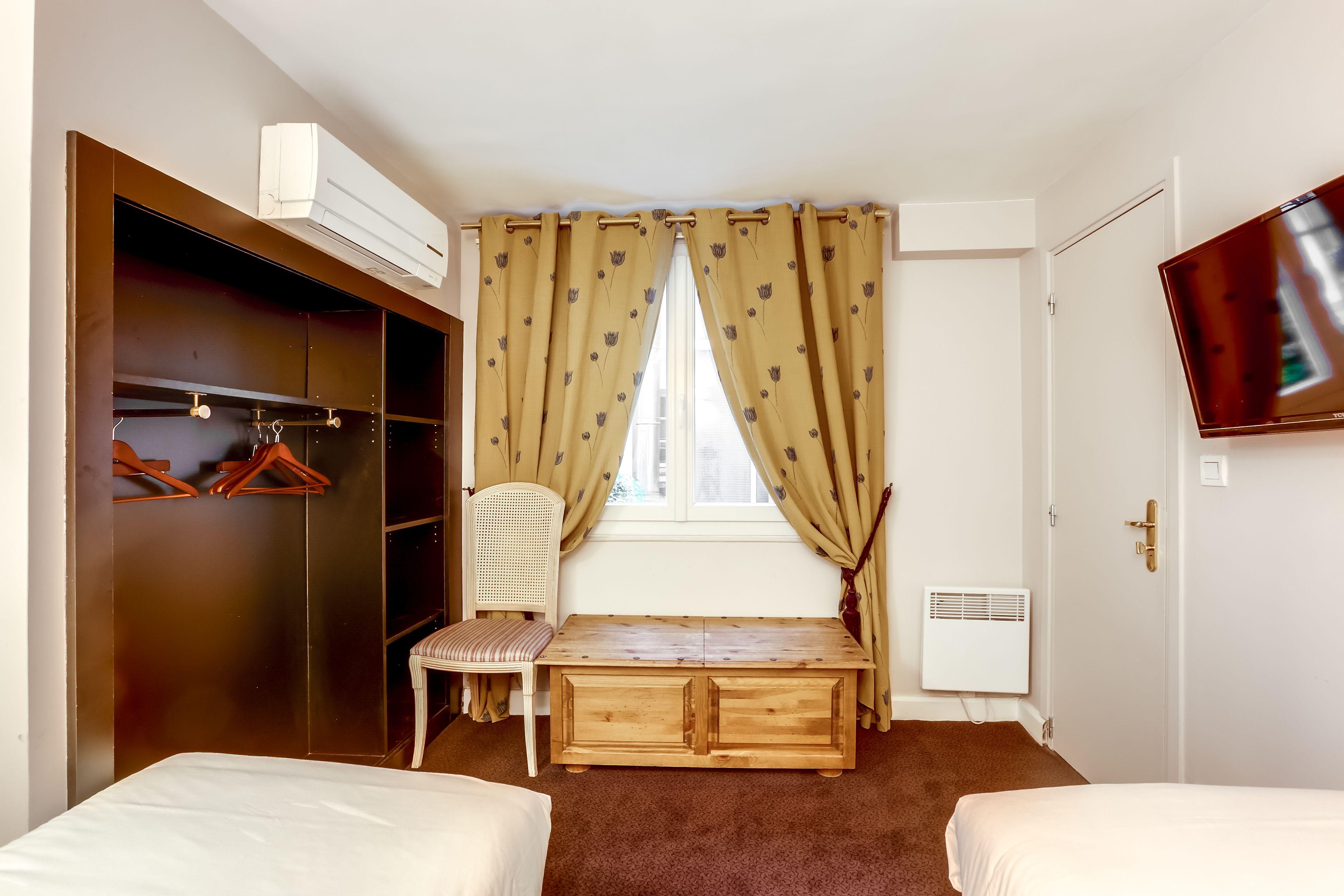 Hotel Opera Maintenon