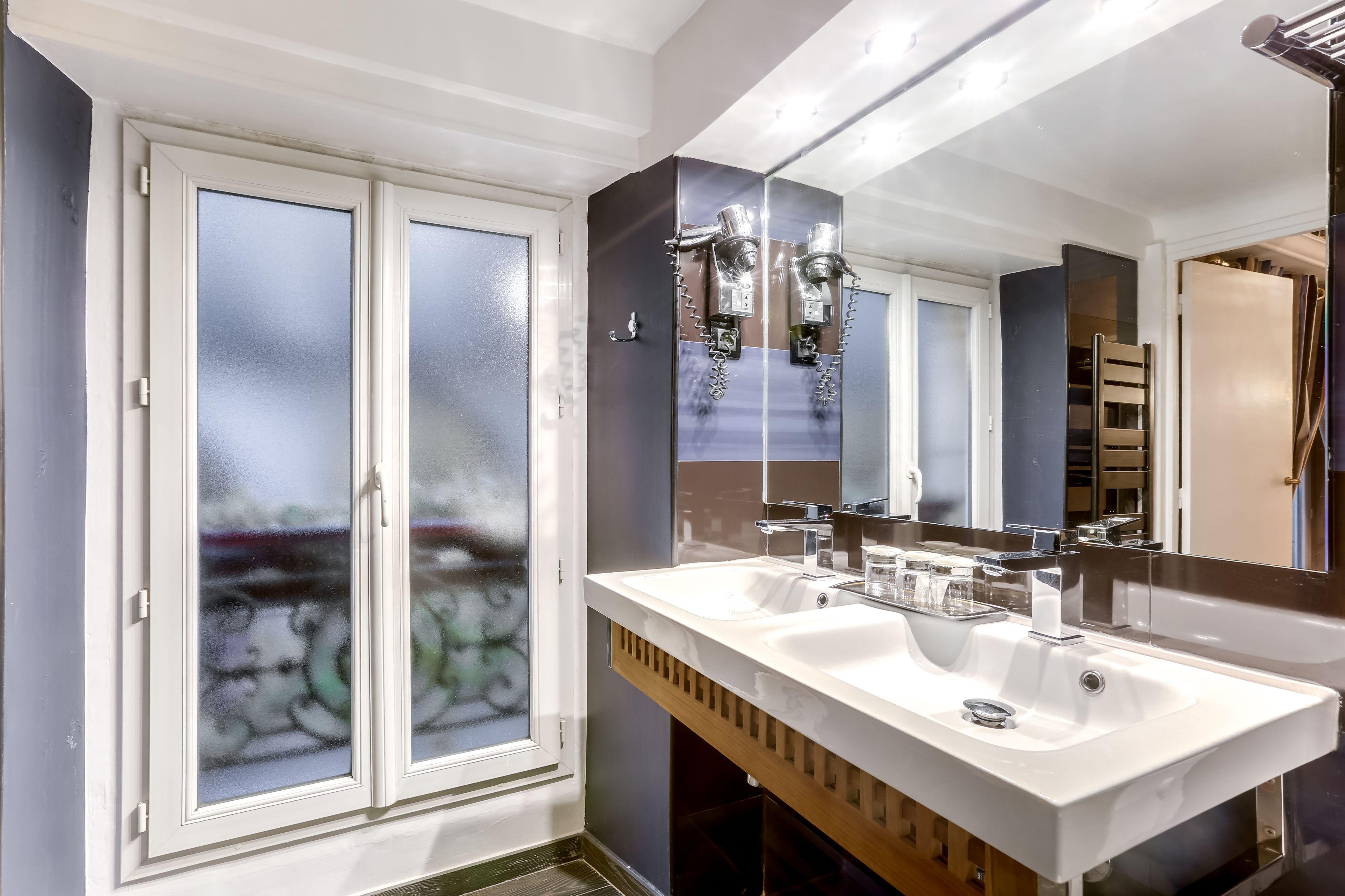 Opera Maintenon Hotel