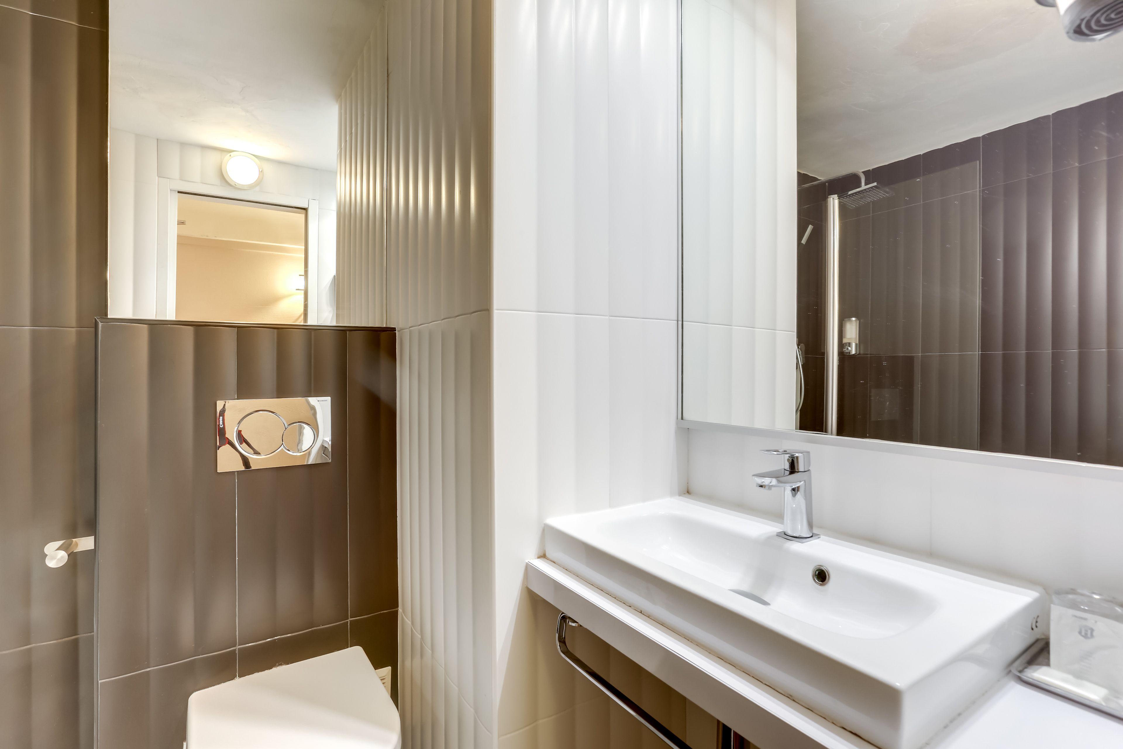 Hotel Opera Maintenon 2*